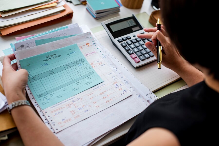 bookkeeping-invoice-calculator - Keirstone -Limited.jpg